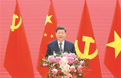 【人民日报】习近平同越共中央总书记苏林、越南国家主席梁强共同会见中越人民大联欢活动代表