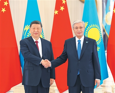 【人民日报】 习近平同哈萨克斯坦总统托卡耶夫会谈